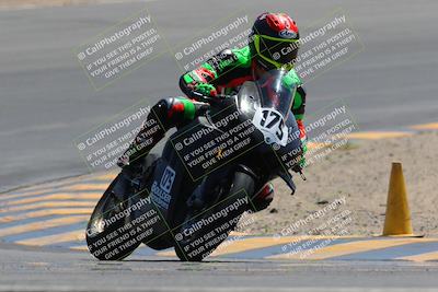 media/Apr-09-2023-SoCal Trackdays (Sun) [[333f347954]]/Turn 10 (115pm)/